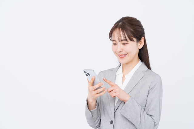 スマホで申し込む人